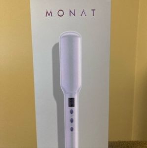 Monet Volume Styling Iron ~ New!